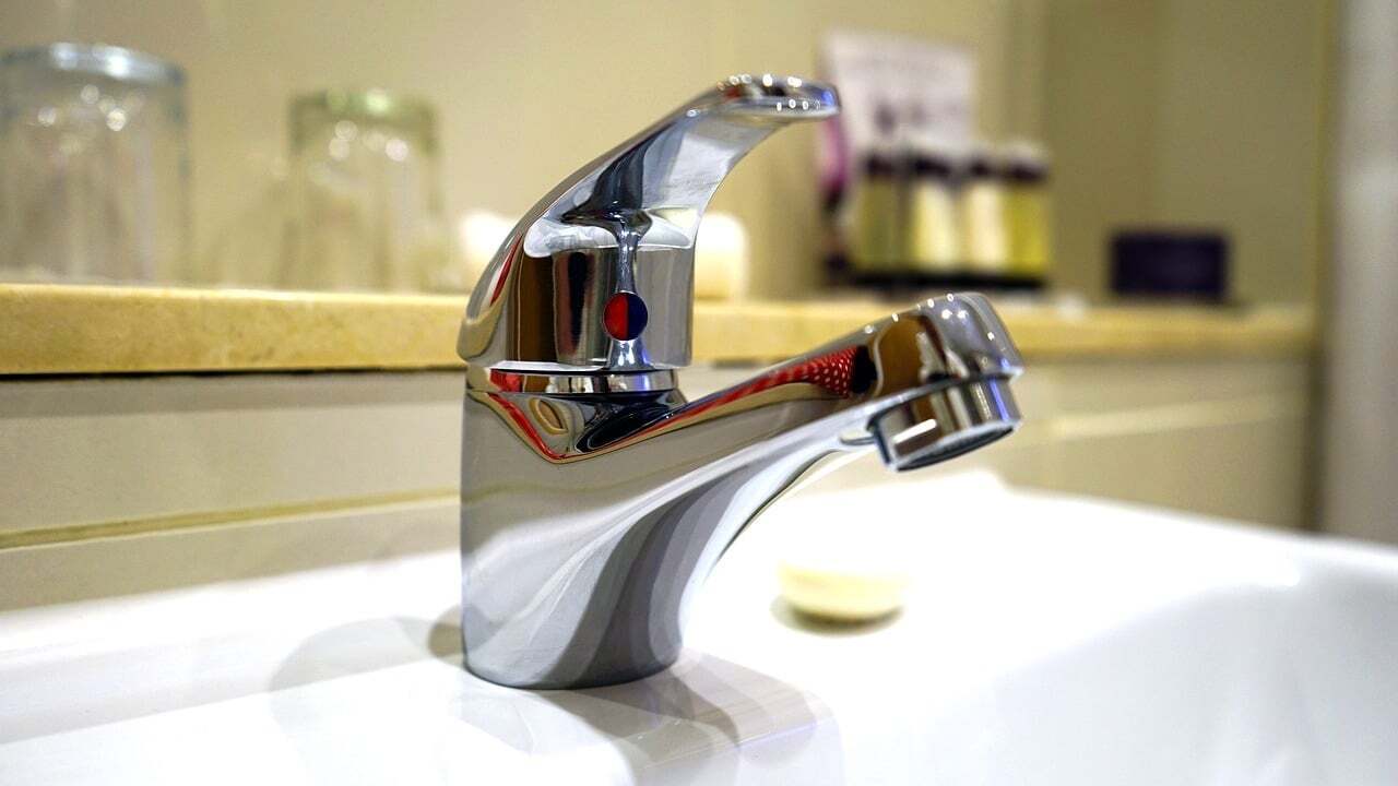 Waar waterontharder plaatsen?